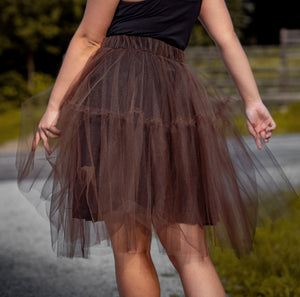 Fusta maro din tull / Brown tull skirt