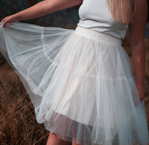 Fusta alba din tull pentru copii / Kid's white tull skirt